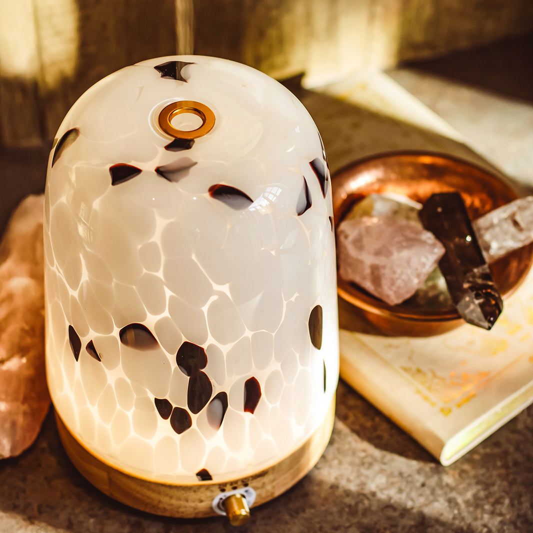 Leopard Glass & Bamboo Aroma Diffuser – 400ml | Elegant Mist & Light Control